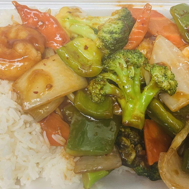 L7. Shrimp w. Garlic Sauce