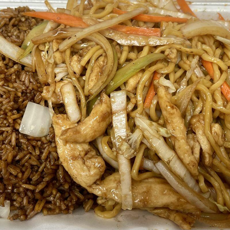 L1. Chicken Lo Mein