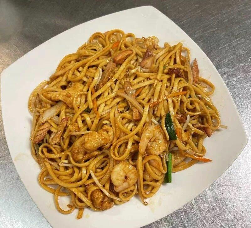 House Lo Mein