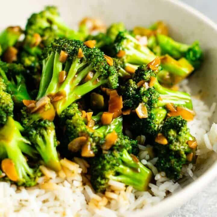 Broccoli w. Garlic Sauce.